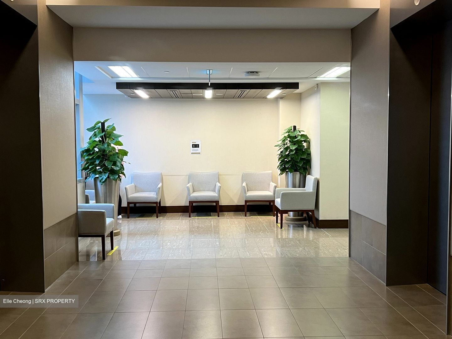 Mount Elizabeth Novena Hospital (D12), Retail #364487191